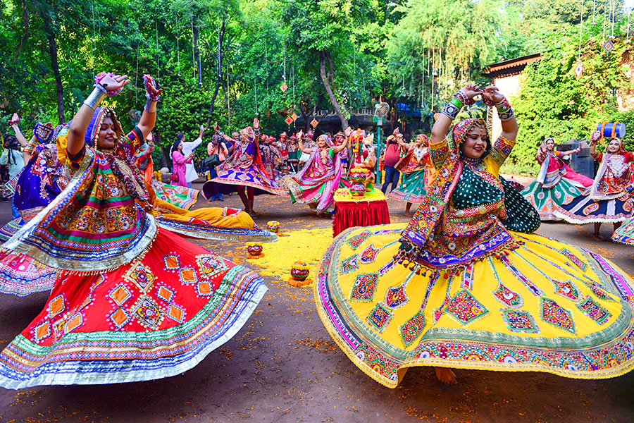 Garba (dance)